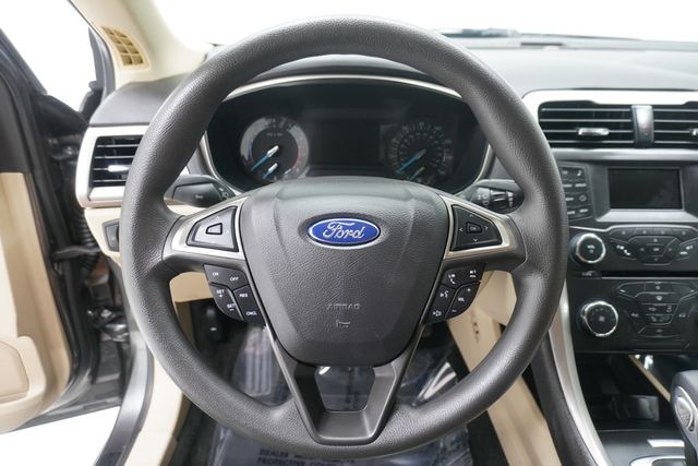 2016 Ford Fusion 4dr Sedan SE FWD - 23030654 - 15