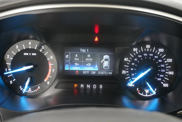 2016 Ford Fusion 4dr Sedan SE FWD - 23030654 - 16