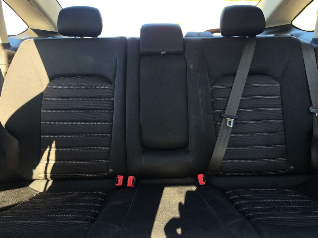 Ford Fusion photo 13