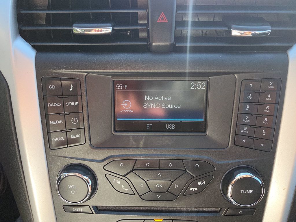 Ford Fusion photo 14