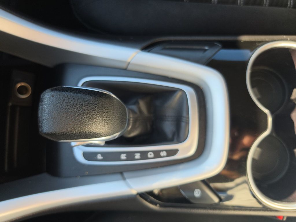 Ford Fusion photo 15