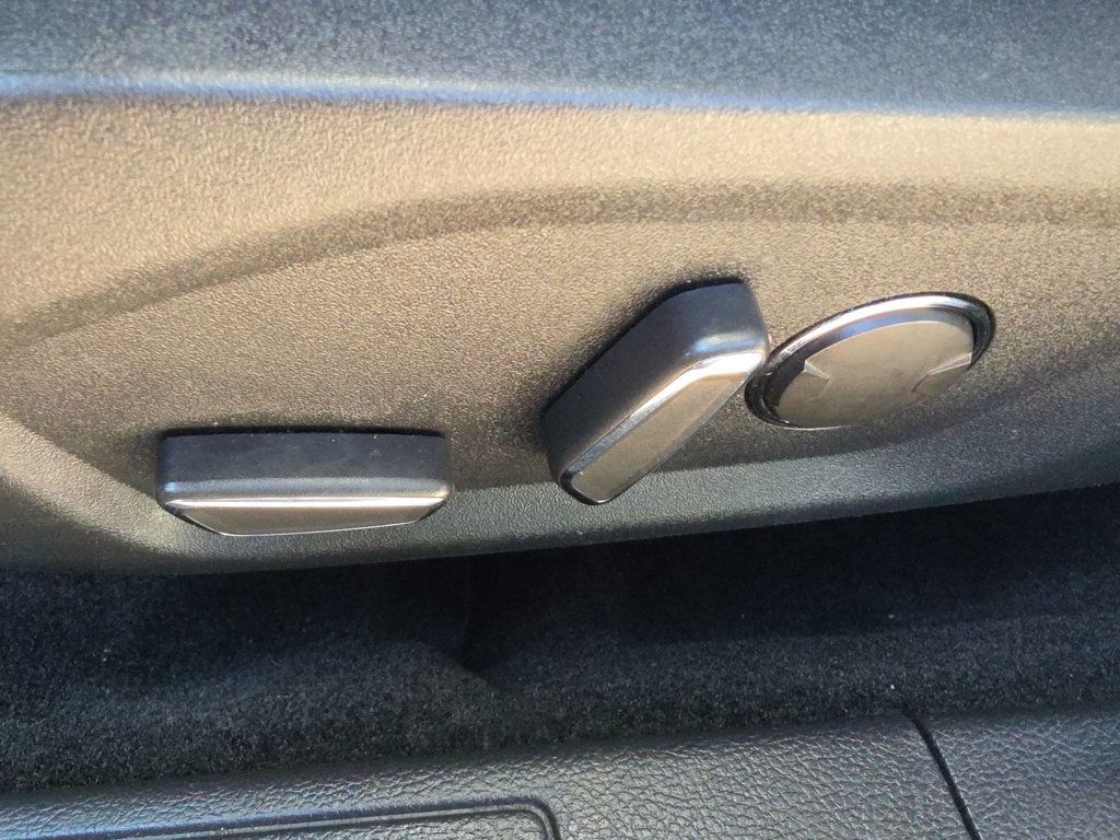 Ford Fusion photo 18