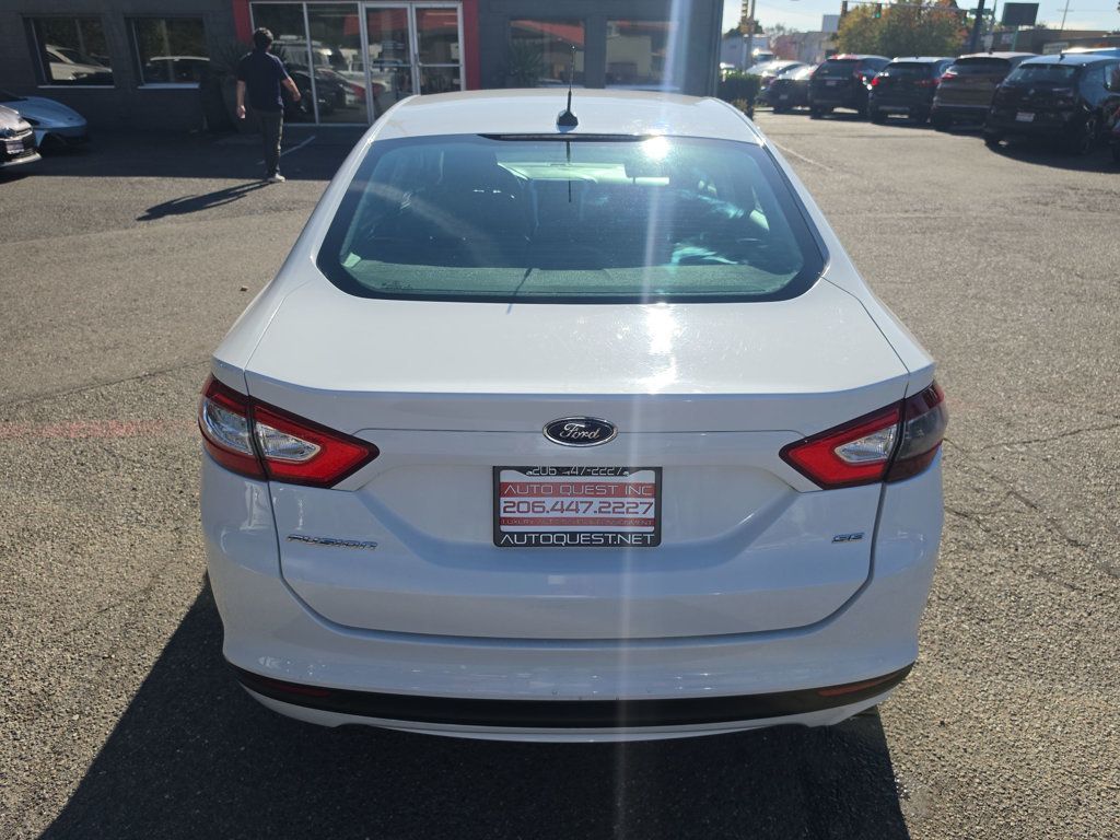 Ford Fusion photo 25