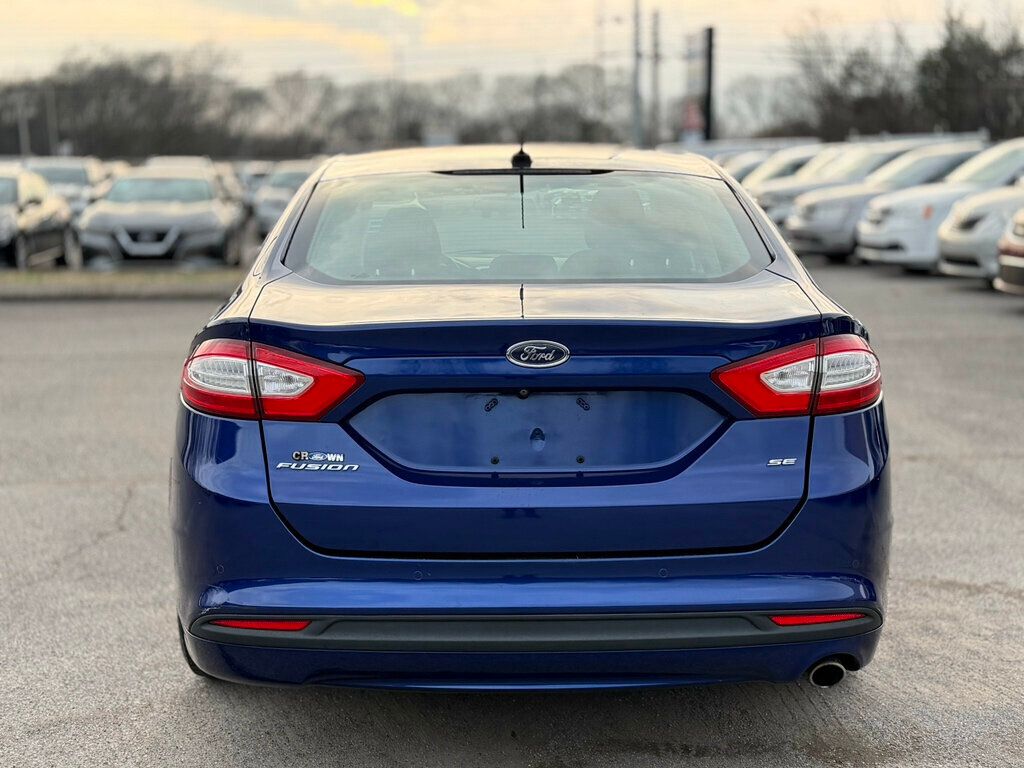 2016 Ford Fusion 4dr Sedan SE FWD - 22969040 - 10