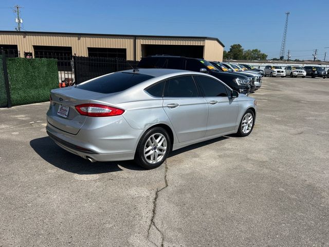 2016 Ford Fusion 4dr Sedan SE FWD - 23082725 - 3