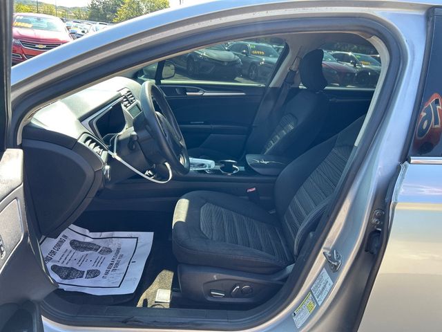 2016 Ford Fusion 4dr Sedan SE FWD - 23082725 - 7