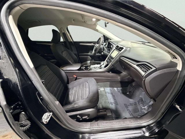 2016 Ford Fusion 4dr Sedan SE FWD - 22955571 - 23