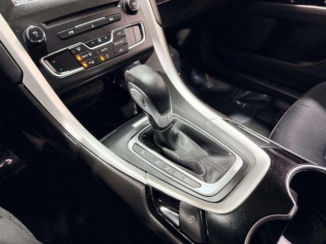 2016 Ford Fusion 4dr Sedan SE FWD - 22955571 - 42