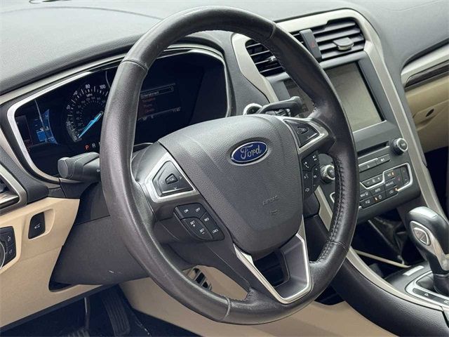 2016 Ford Fusion 4dr Sedan SE FWD - 22435576 - 10