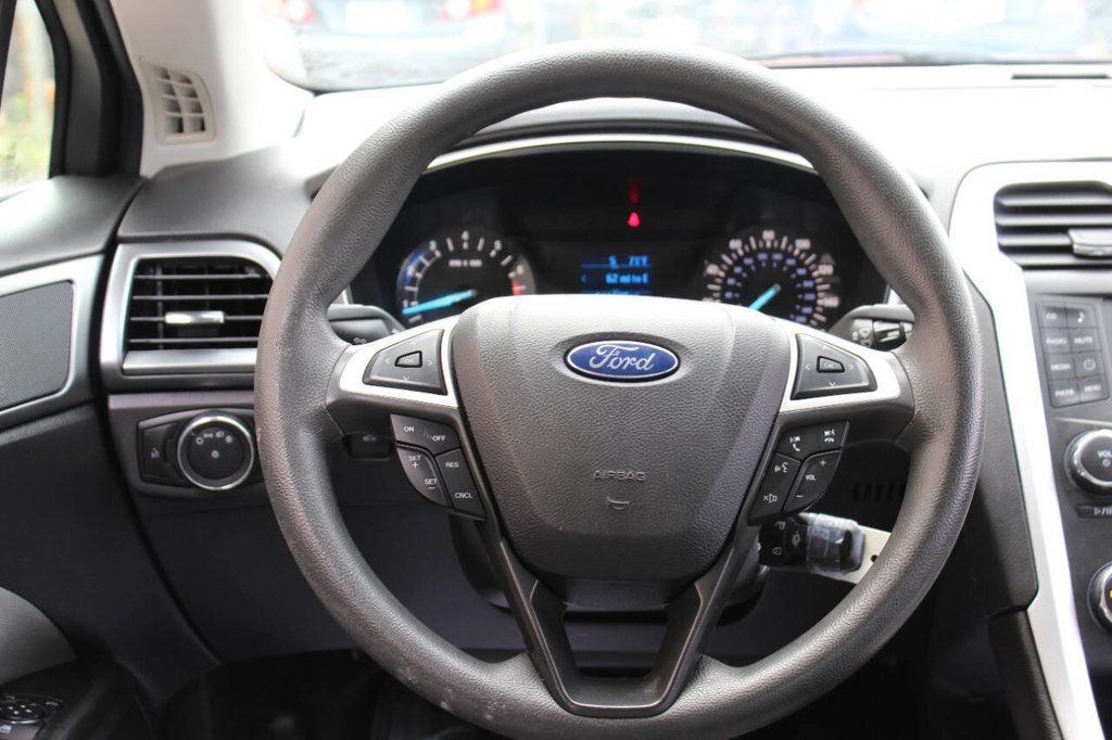 2016 Ford Fusion 4dr Sedan S FWD - 22919930 - 19