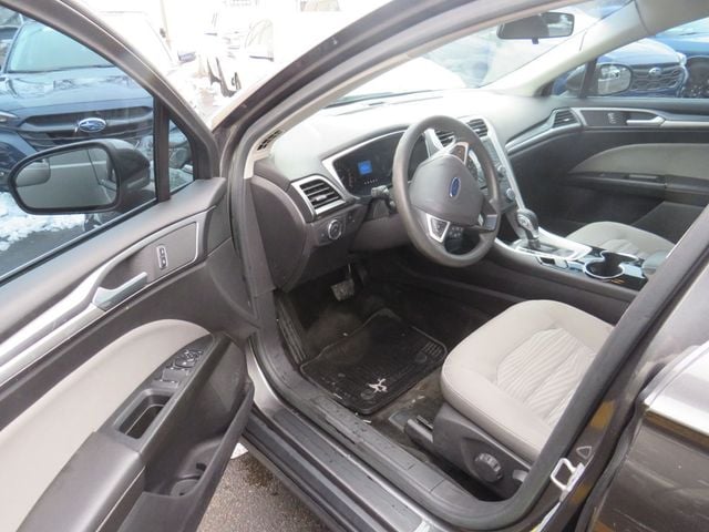 2016 Ford Fusion 4dr Sedan S FWD(clear title) - 22960738 - 8