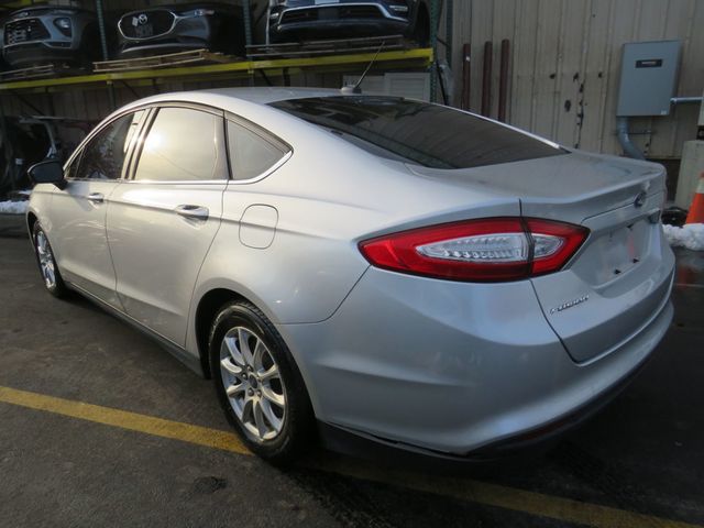 2016 Ford Fusion 4dr Sedan S FWD(clear title) - 22960792 - 6