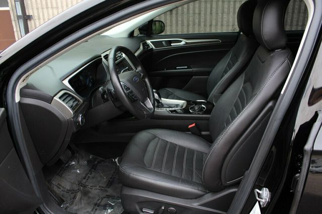 2016 Ford Fusion AWD SE W/ LUXURY PKG, LEATHER INTERIOR SEATING W/ FRNT HTD SEATS - 23047474 - 22