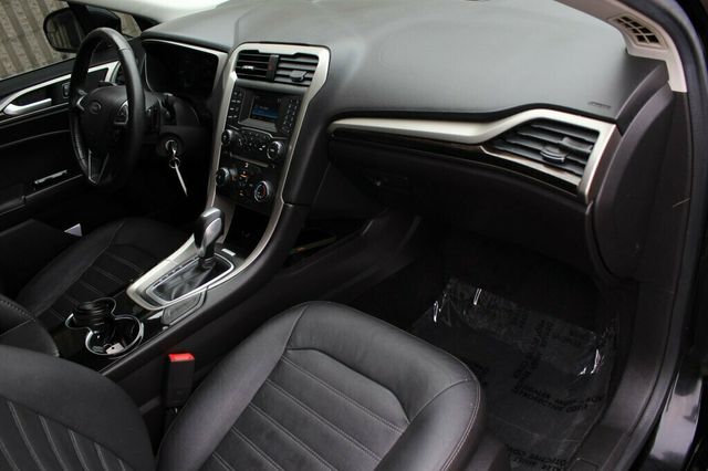2016 Ford Fusion AWD SE W/ LUXURY PKG, LEATHER INTERIOR SEATING W/ FRNT HTD SEATS - 23047474 - 8