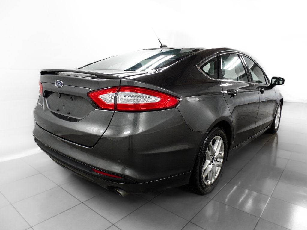 2016 Ford Fusion SE - 22685011 - 5