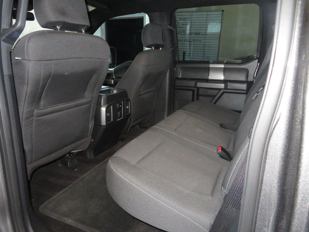 2016 Ford F-150 XLT photo 24