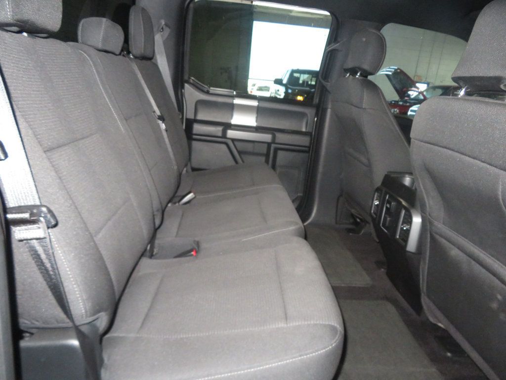2016 Ford F-150 XLT photo 28