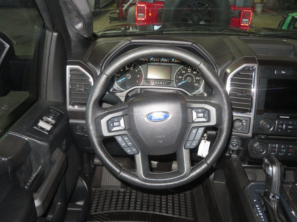 2016 Ford F-150 XLT photo 37