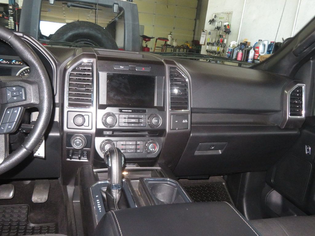 2016 Ford F-150 XLT photo 38