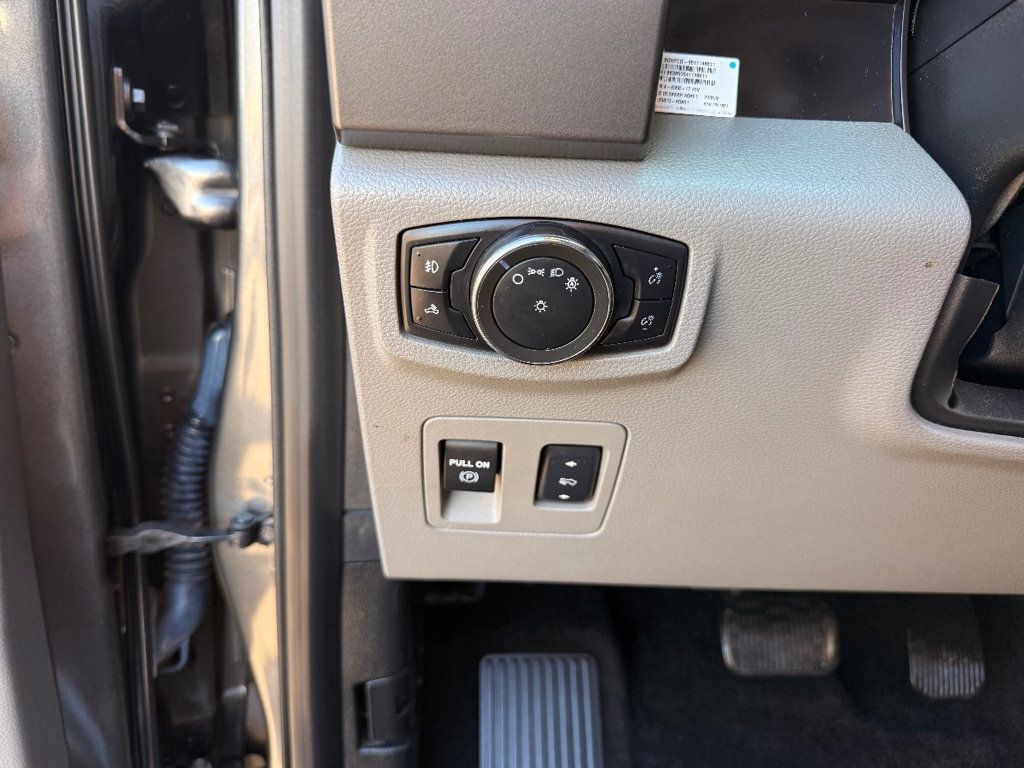 2016 Ford F-150 2WD SuperCrew 145" XLT - 22918477 - 17