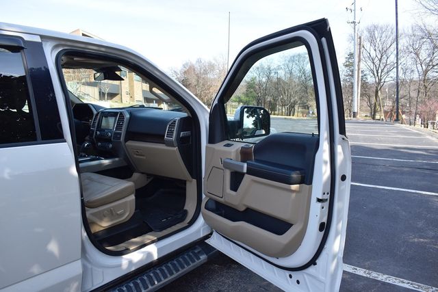 2016 Ford F-150 4WD SuperCrew 145" Lariat - 22958490 - 50