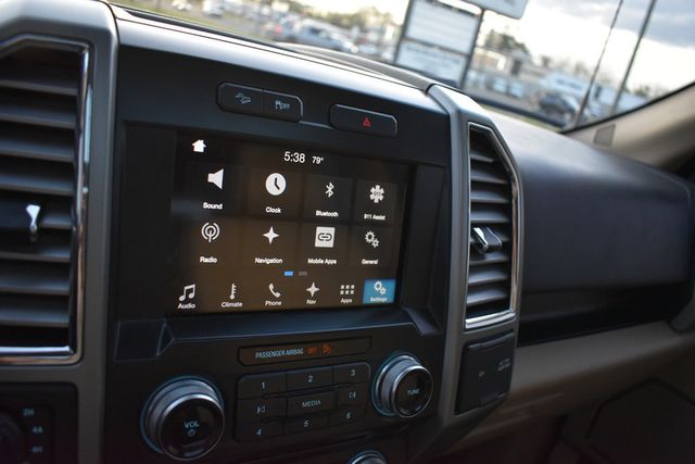 2016 Ford F-150 4WD SuperCrew 145" Lariat - 23008733 - 9