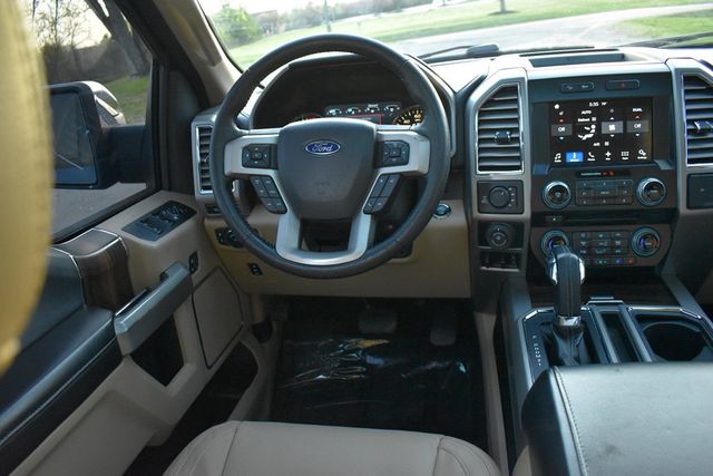 2016 Ford F-150 4WD SuperCrew 145" Lariat - 23008733 - 25