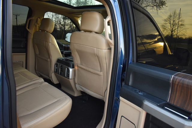 2016 Ford F-150 4WD SuperCrew 145" Lariat - 23008733 - 32