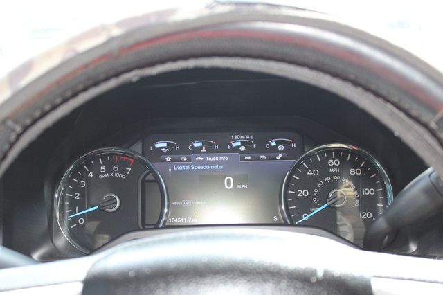 2016 Ford F-150 4WD SuperCrew 145" Lariat - 22994343 - 15