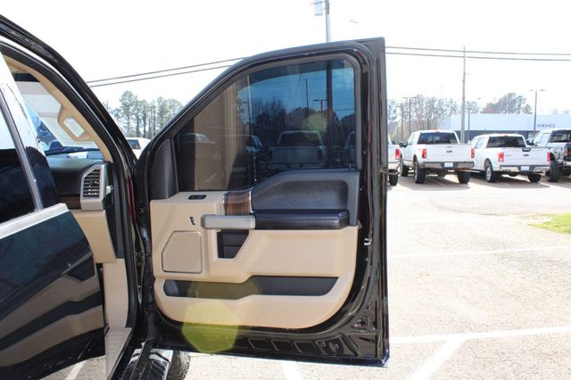 2016 Ford F-150 4WD SuperCrew 145" Lariat - 22994343 - 25