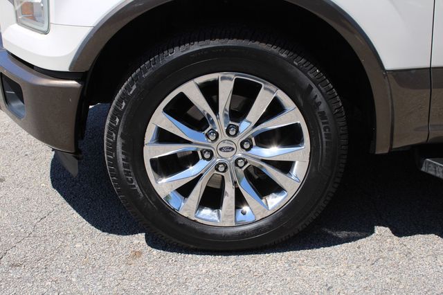 2016 Ford F-150 4WD SuperCrew 145" Lariat - 23069941 - 36