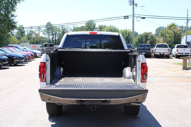 2016 Ford F-150 4WD SuperCrew 145" Lariat - 23069941 - 8