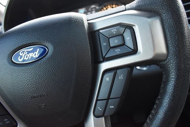 2016 Ford F-150 4WD SuperCrew 145" Platinum - 23071154 - 13