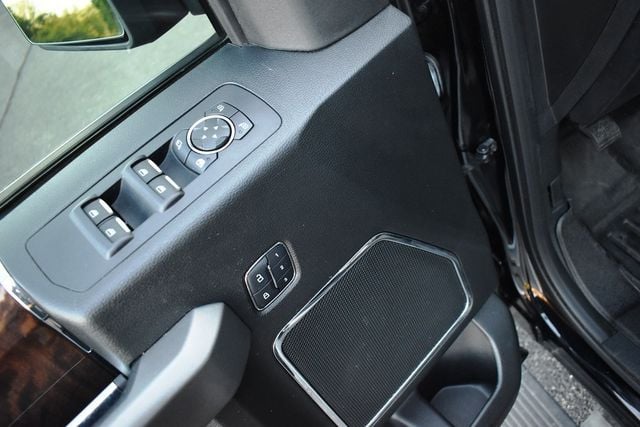 2016 Ford F-150 4WD SuperCrew 145" Platinum - 23071154 - 27