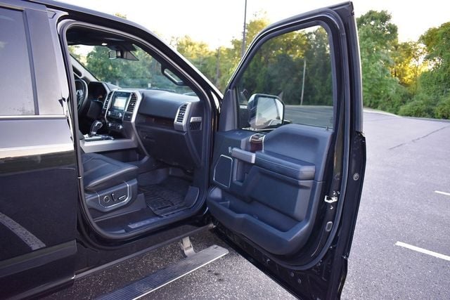 2016 Ford F-150 4WD SuperCrew 145" Platinum - 23071154 - 51
