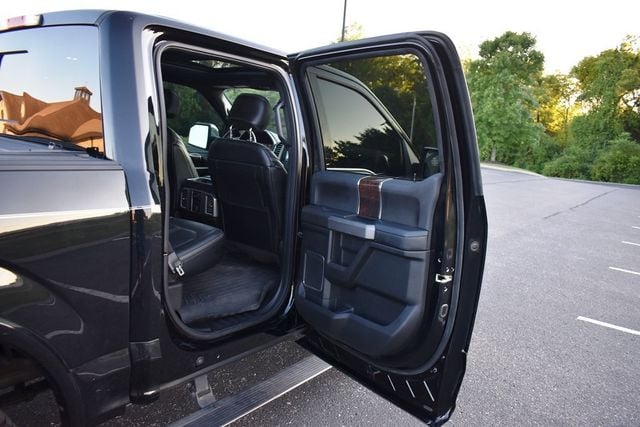 2016 Ford F-150 4WD SuperCrew 145" Platinum - 23071154 - 53