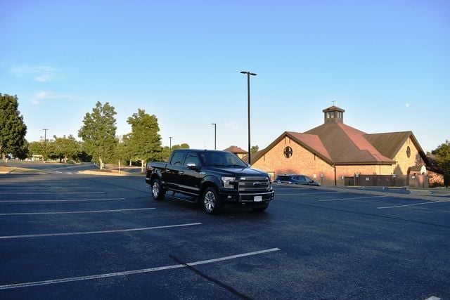 2016 Ford F-150 4WD SuperCrew 145" Platinum - 23071154 - 54