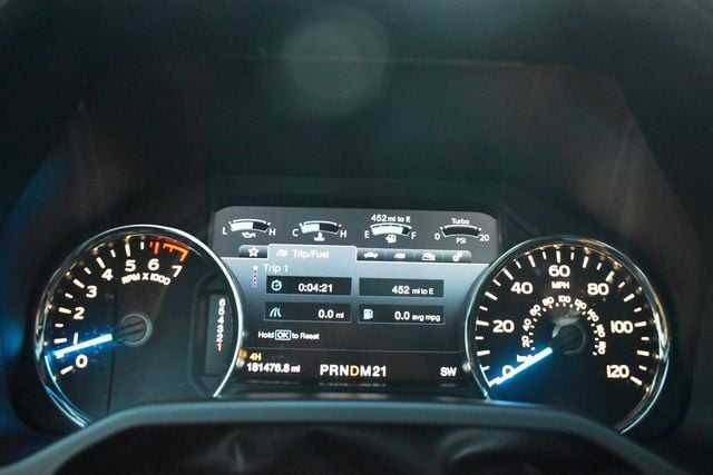 2016 Ford F-150 4WD SuperCrew 145" Platinum - 23071154 - 7