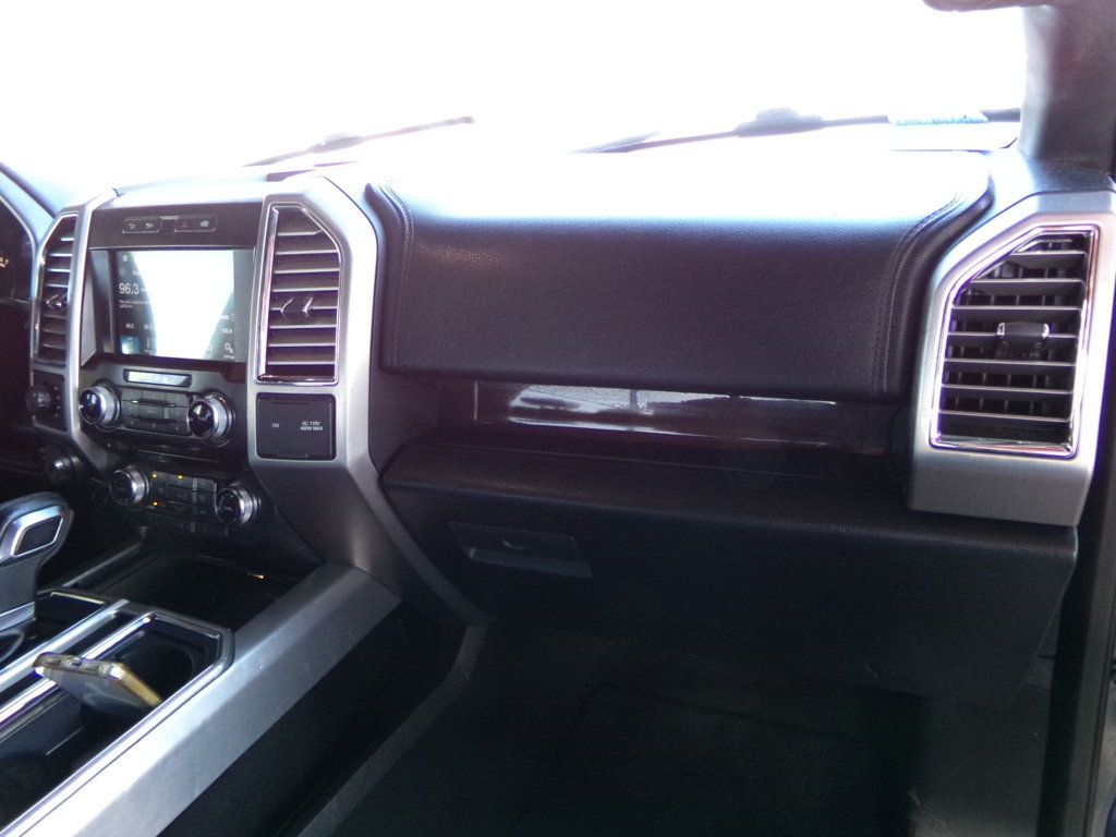 2016 Ford F-150 4WD SuperCrew 145" Platinum - 23004675 - 16