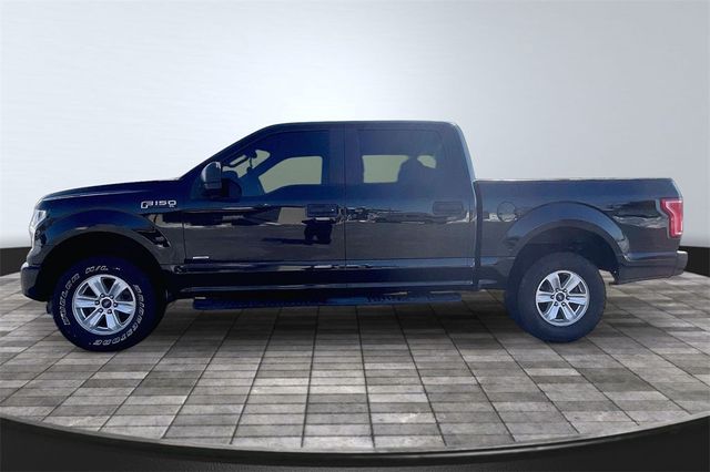 2016 Ford F-150 4WD SuperCrew 145" XL - 22981496 - 3