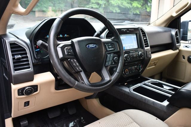 2016 Ford F-150 4WD SuperCrew 145" XLT - 23026831 - 22