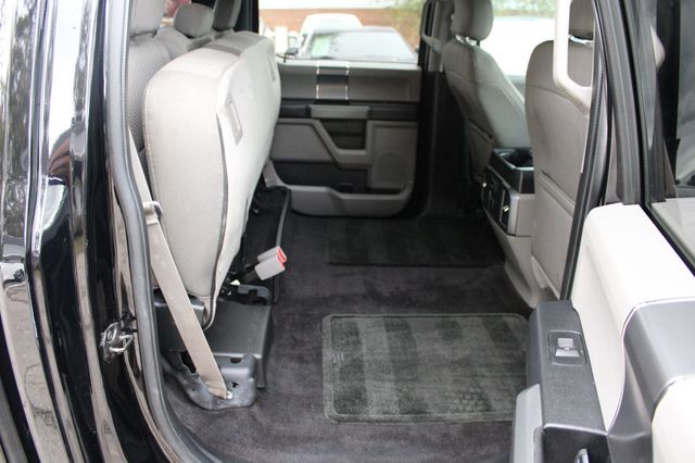 2016 Ford F-150 4WD SuperCrew 145" XLT - 22936192 - 19