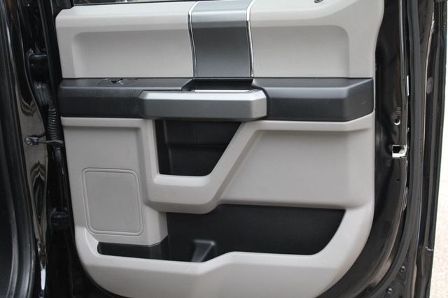 2016 Ford F-150 4WD SuperCrew 145" XLT - 22936192 - 23