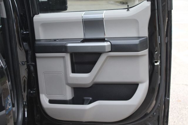 2016 Ford F-150 4WD SuperCrew 145" XLT - 22936192 - 24