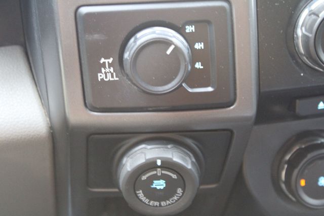 2016 Ford F-150 4WD SuperCrew 145" XLT - 22936192 - 26