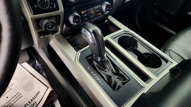2016 Ford F-150 4WD SuperCrew 157'' Lariat w/ Nav, Moonroof, Max Tow & FX4 - 23091256 - 15