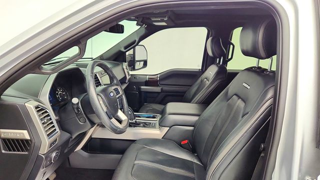 2016 Ford F-150 4WD SuperCrew 157'' Platinum w/ Turbo V6, Moonroof & Max Towing - 23016213 - 18