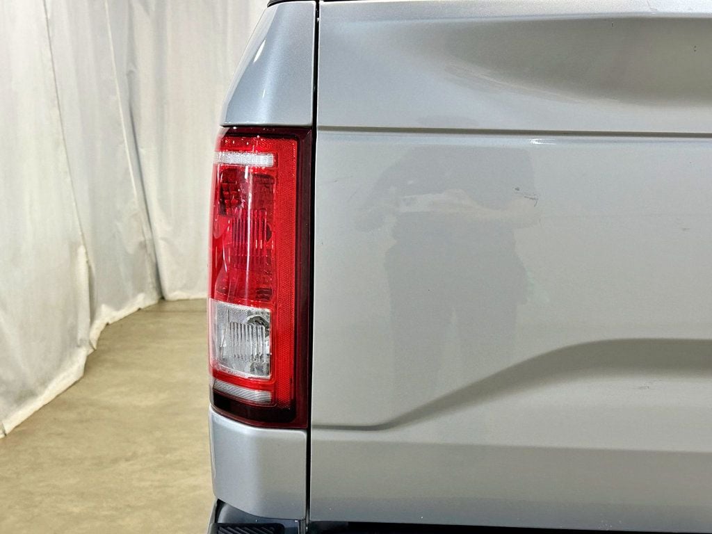 2016 Ford F-150 4WD SuperCrew 157" XLT - 23031453 - 10