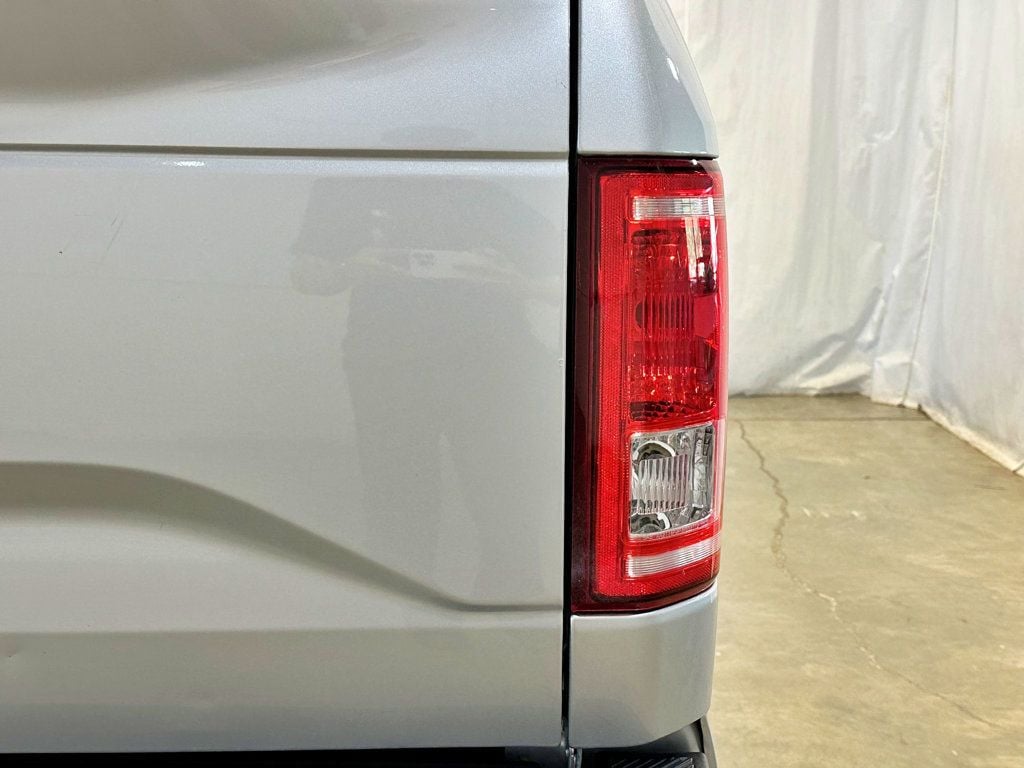 2016 Ford F-150 4WD SuperCrew 157" XLT - 23031453 - 11