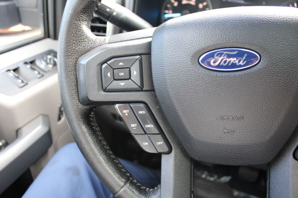2016 Ford F-150 XLT photo 26